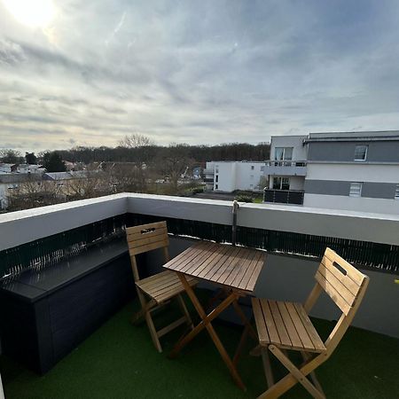 Appartement T3 Proche Circuit Du Mans Allonnes  Exterior photo
