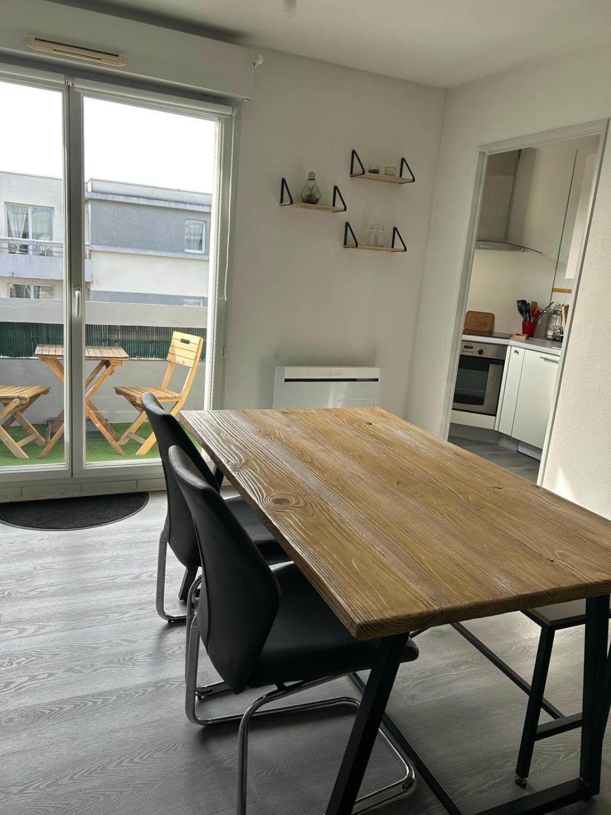 Appartement T3 Proche Circuit Du Mans Allonnes  Exterior photo